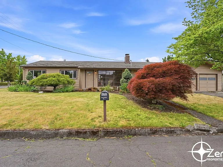 8317 Chesapeake Dr — Photo 2