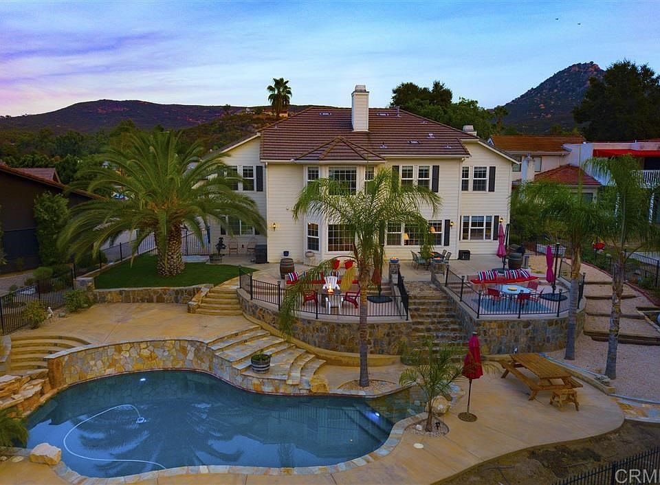 1st image of 24014 Vista Vicente Ct