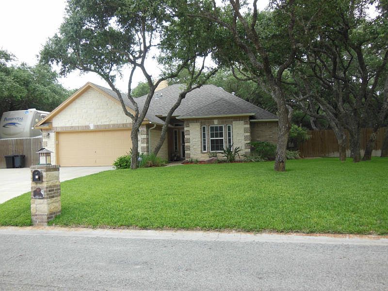 1st image of 112 Barcelona Dr