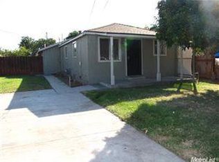 138 W Wetmore St, Manteca, CA 95337