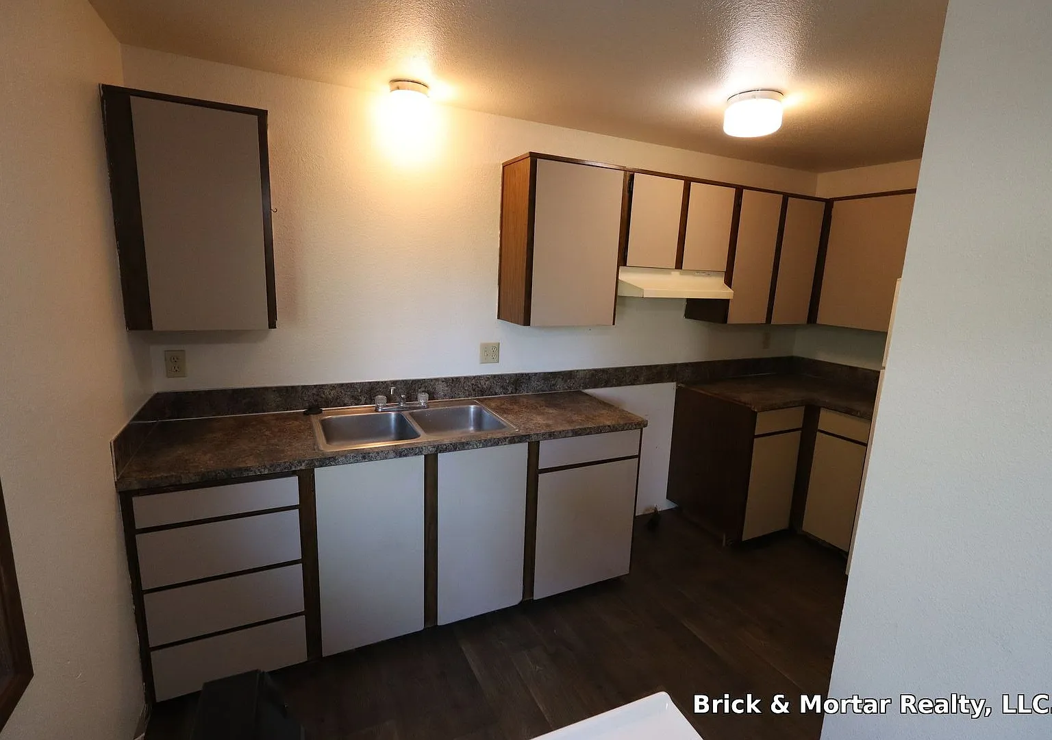 00850 - The Northridge Apartments — Photo 4