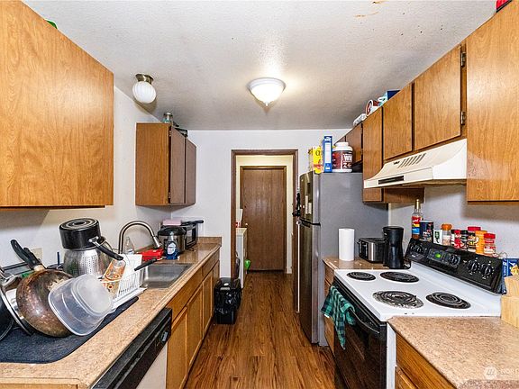 Kitchen>