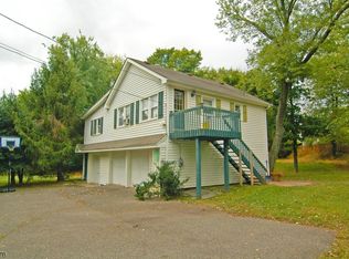 58 Stony Brook Rd, Branchburg, NJ 08876