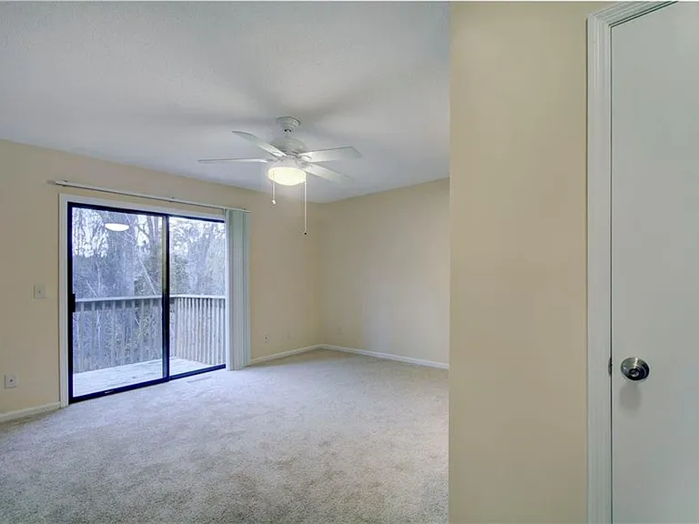 639 Brockinton Point #639 — Photo 8