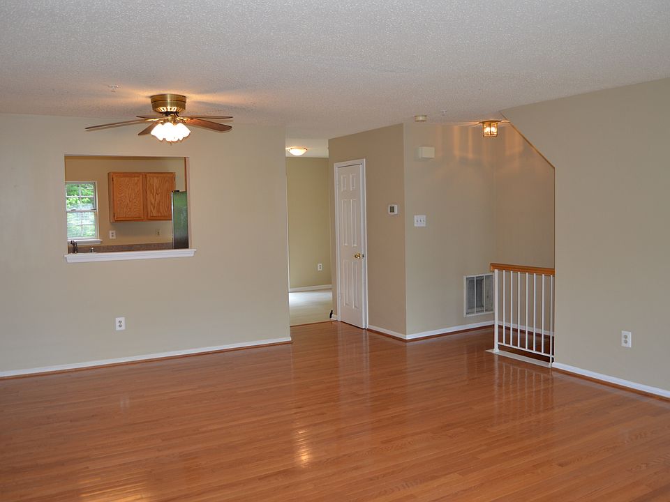 2nd image of 1515 Ashburnham Dr