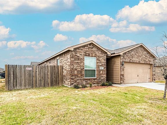 2nd image of 15203 Brushwood Forest Dr
