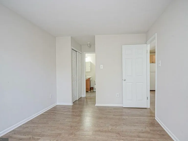 1508 Huntingdon Mews — Photo 13