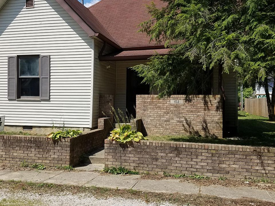 1st image of 102 S Nebraska St