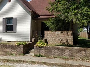 102 S Nebraska St, North Salem, IN 46165