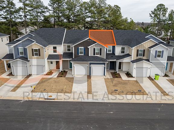 3rd image of 196 Parker Ln