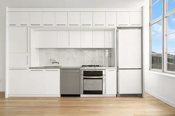 Sold by Compass | media 4