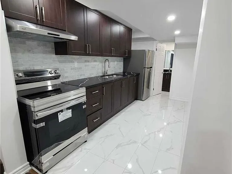 12 Reign Ln #BASEMENT — Photo 3