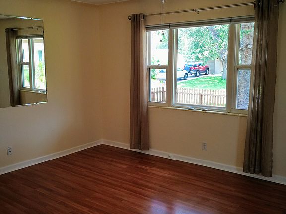 3rd image of 700 53rd Ave N