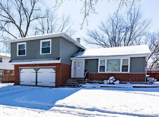 1215 187th St, Homewood, IL 60430