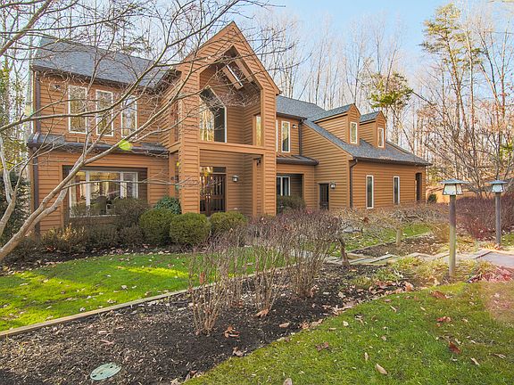 4th image of 2602 Hannah Farm Ct