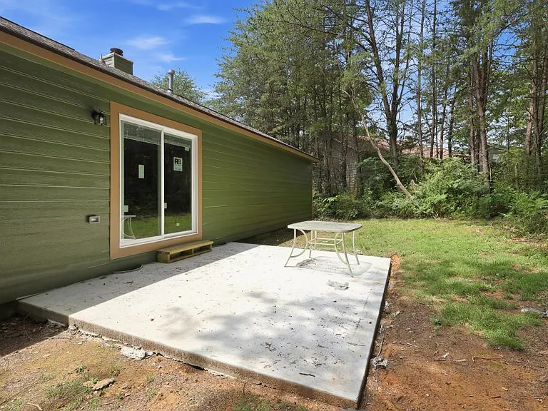2222 Woods Smith Rd — Photo 8