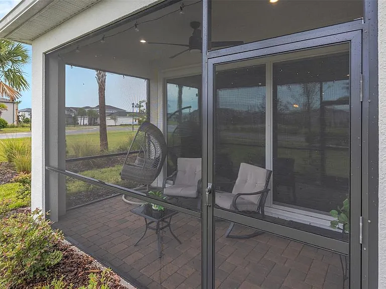 5886 Timberdale Ave — Photo 39