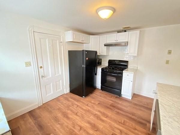 2nd image of 133 Mount Vernon St #3