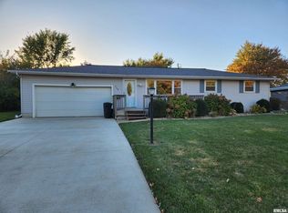704 Whippoorwill Dr, Washington, IL