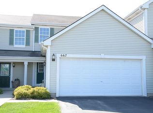 667 Chestnut Rdg, Minooka, IL 60447