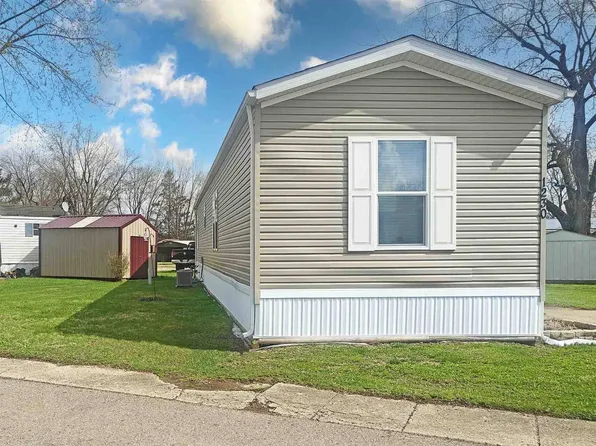 1230 Vista Dr, Newark, OH 43056