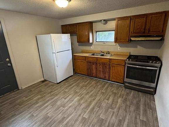 3rd image of 1024 Colerick St