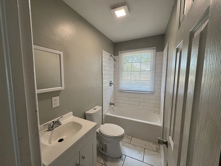 2101 Montclair Dr #3 — Photo 10