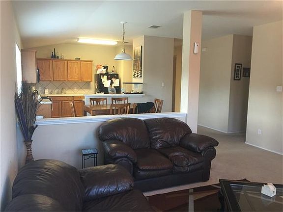 5th image of 100 Lucky Clover Ln
