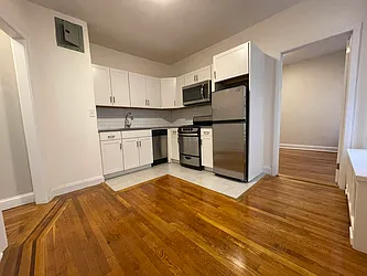 Rented by Hillel Realty Group