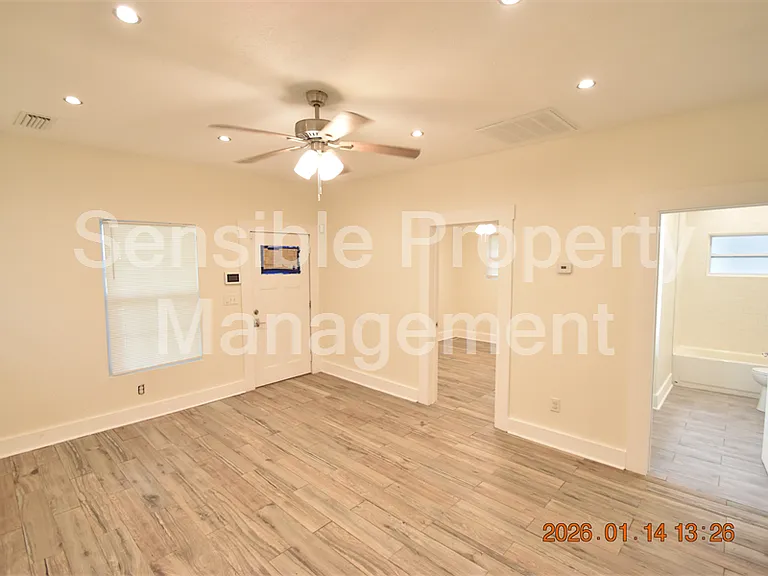 907 E Patterson St — Photo 5