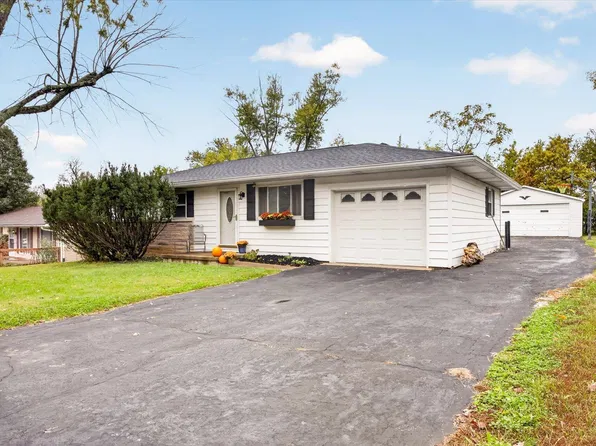 2912 S Walnut Street Pike, Bloomington, IN 47401