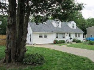 162 Noel Dr, Centereach, NY 11720