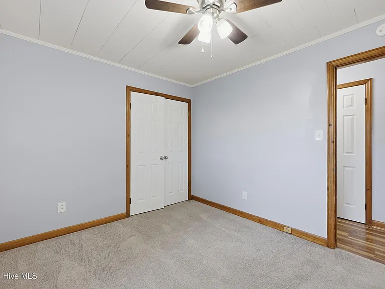 1813 Fearing Ave — Photo 13
