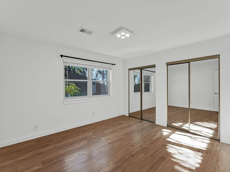 3033 SW Lydia Ave #107 — Photo 21