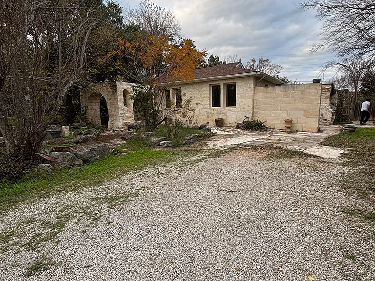 14704 General Williamson Dr — Photo 12