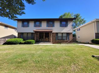 10460 W Dean Rd, Milwaukee, WI 53224