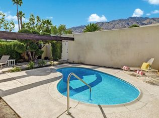 1104 E Casa Verde Way, Palm Springs, CA 92262