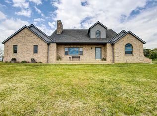 5212 Buena Park Rd, Waterford, WI 53185