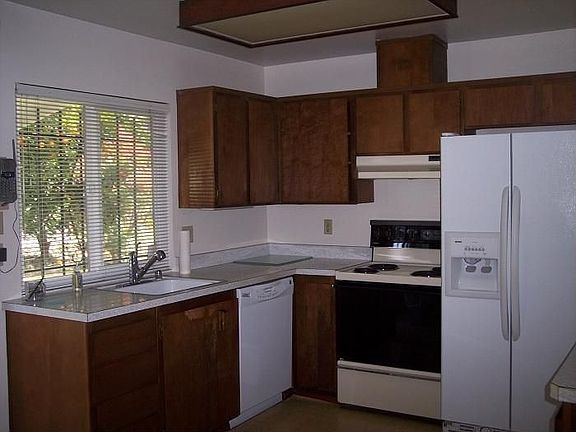 2nd image of 8921 Salmon Falls Dr