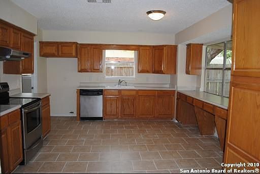 2nd image of 12123 Cherry Blossom St
