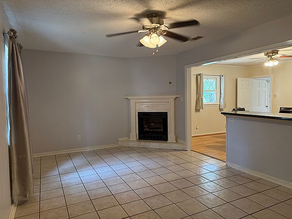 5th image of 1123 Baylor Dr