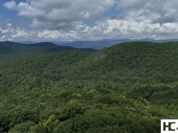 51 Storyteller Trail, Glenville, NC 28736