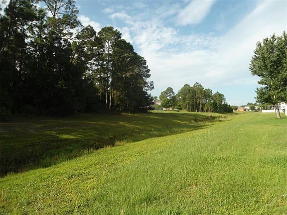 3rd image of 982 Derbyshire Dr