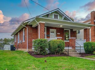 217 W Augusta Ave, Vinton, VA 24179