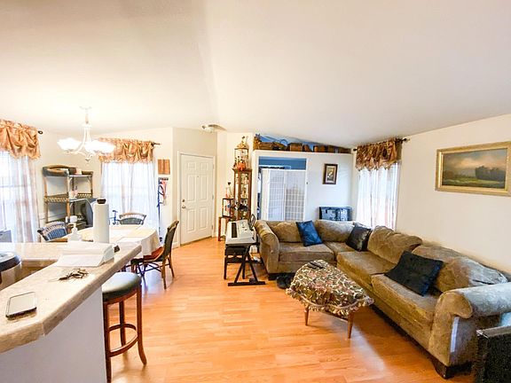 2nd image of 282 El Bosque Dr #282