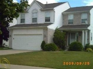 36310 Dickson Dr, Sterling Heights, MI 48310