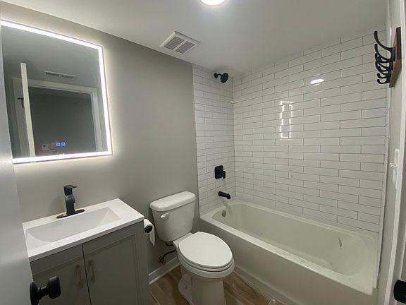5th image of 3515-17 N Sheffield Avenue Gdn