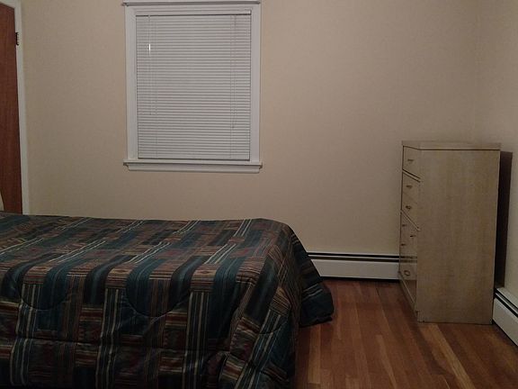 Bedroom master