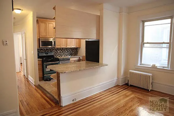 Rented by New Heights Realty | media 18