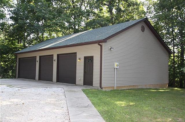 2nd image of 6544 Lake Forest Dr